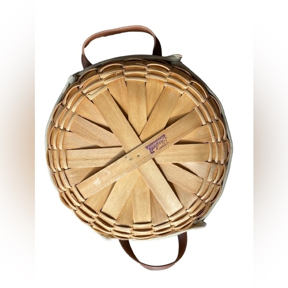 Taskets Renaissance 10" Fabric Lined Handled Pie Basket - Picture 10 of 10